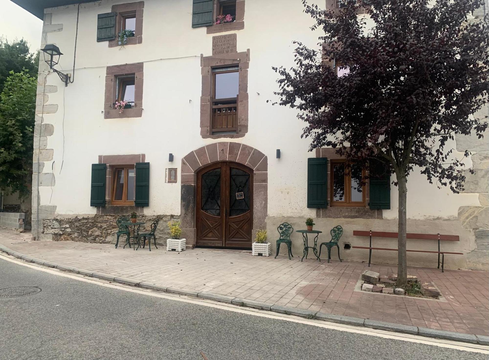 Apartamentos De Montana Mendiola - Casa Ferran-Casa Karrikaburu Valcarlos Exterior photo